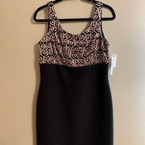 NWT R & M Richards Sz 12 black dress w/gold/sequined bodice. Perfect for NYE!